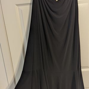 Women's black skirt 1x
